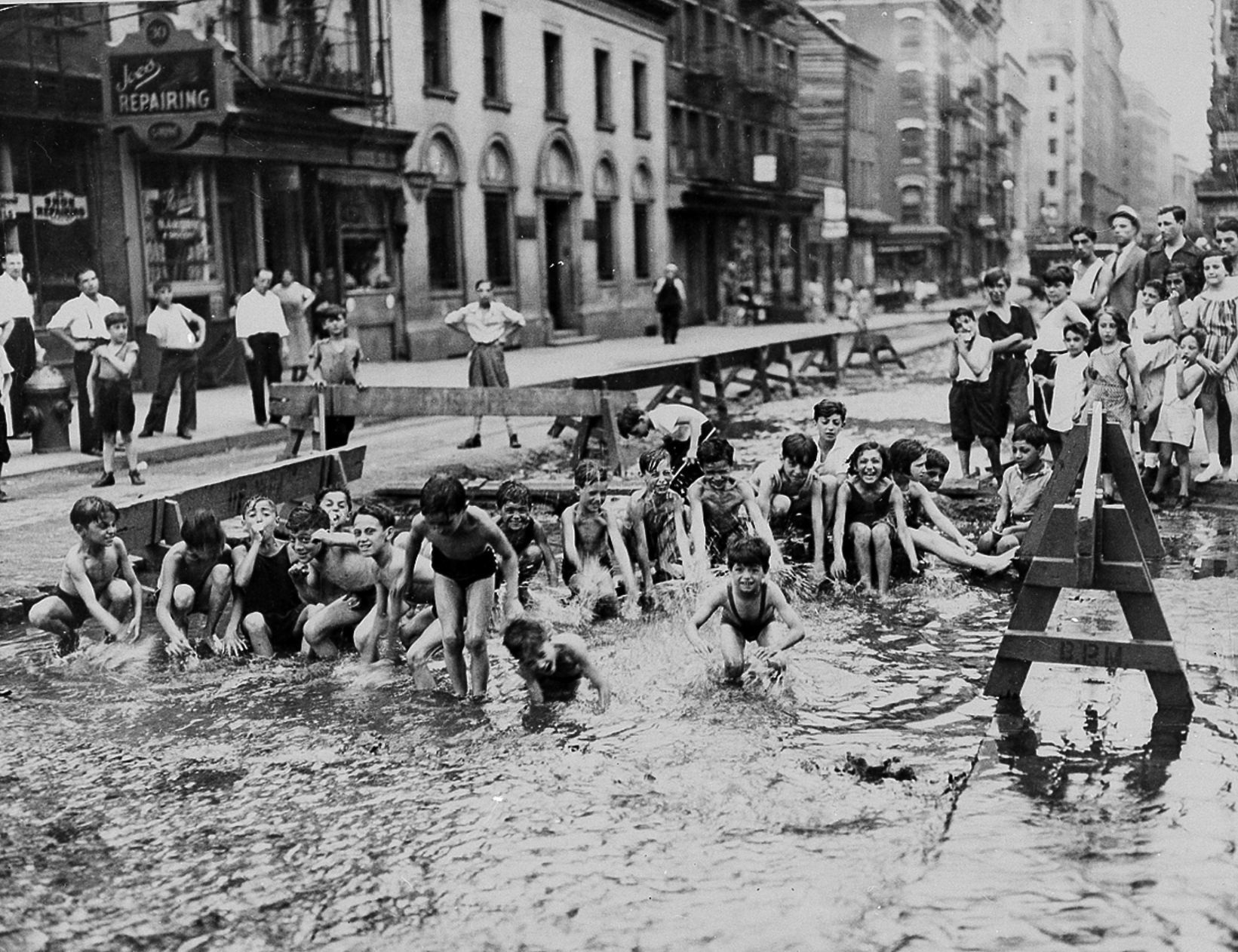 1936: Heatwave
